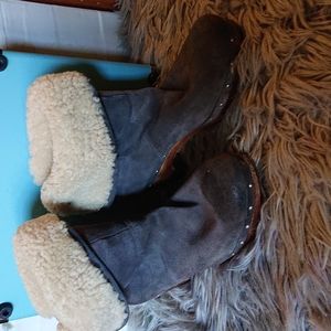 UGG women  brown boots, size 9